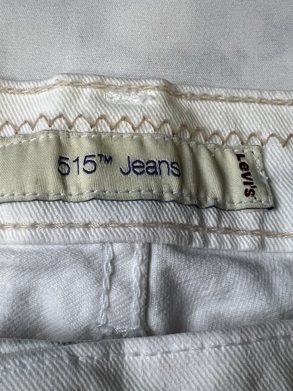 Levi's White 515™ Jeans - Classic Denim - Picture 3 of 7